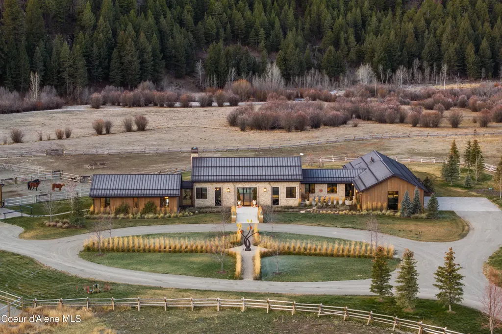 708 E Fork Road Hailey ID 83333