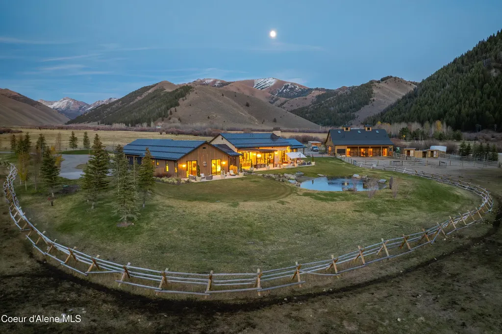 708 E Fork Road Hailey ID 83333