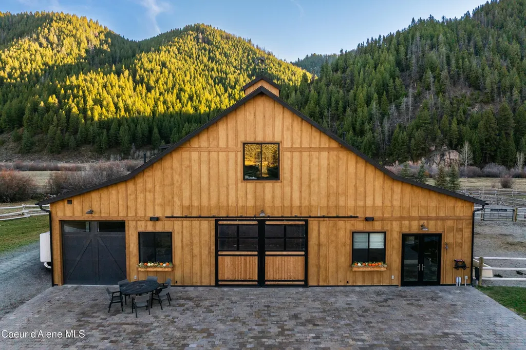 708 E Fork Road Hailey ID 83333
