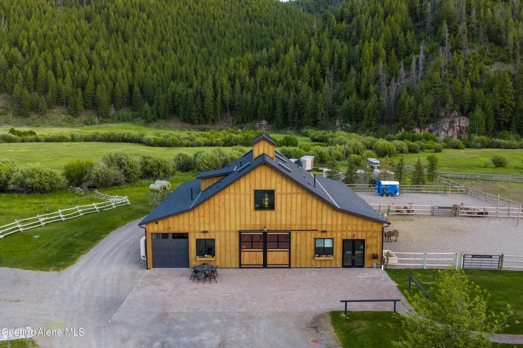 708 E Fork Road Hailey ID 83333