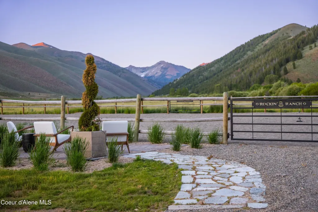 708 E Fork Road Hailey ID 83333