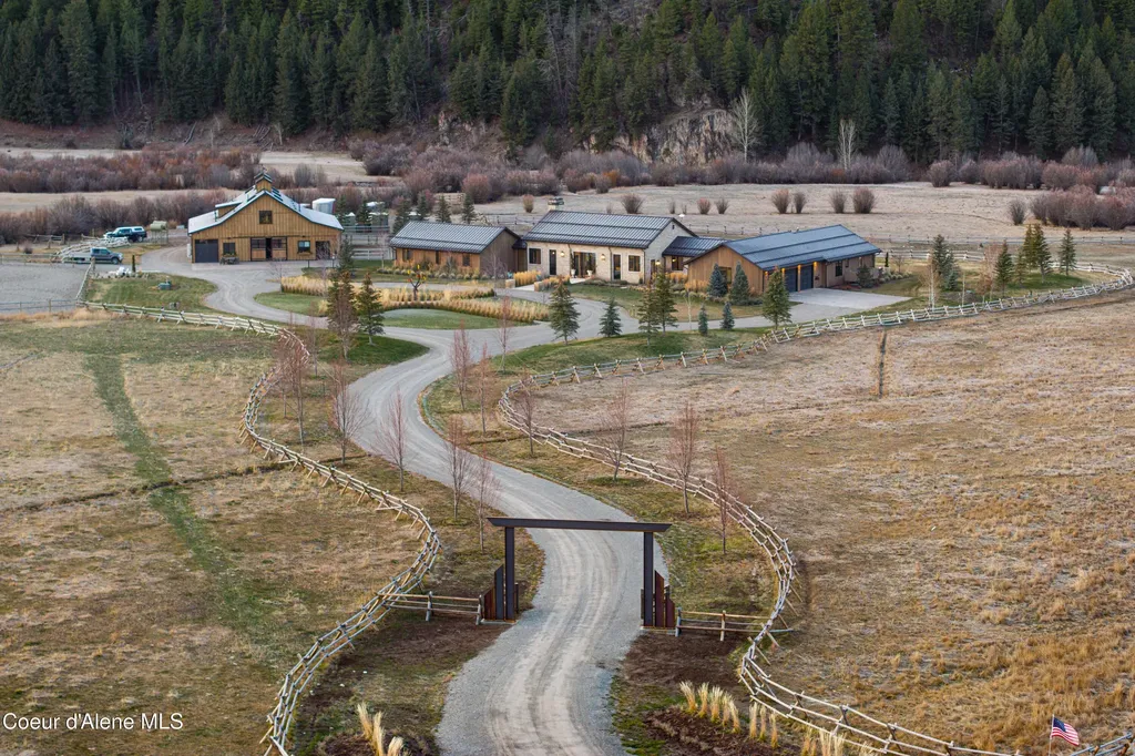 708 E Fork Road Hailey ID 83333