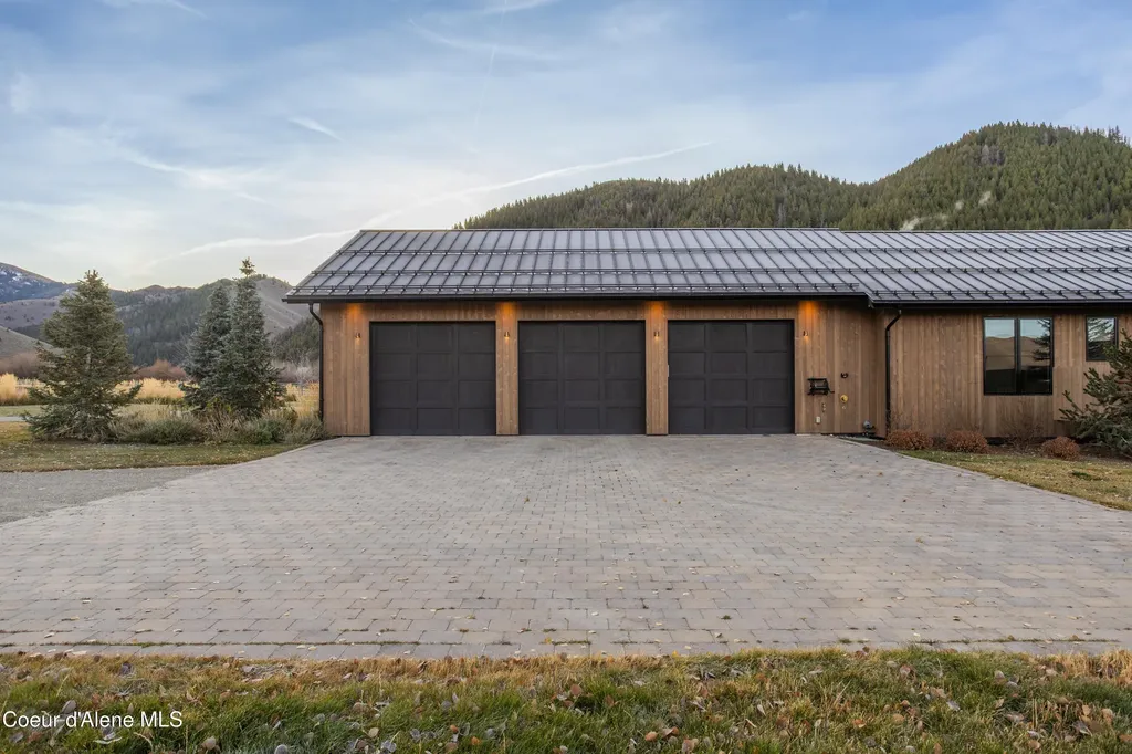 708 E Fork Road Hailey ID 83333