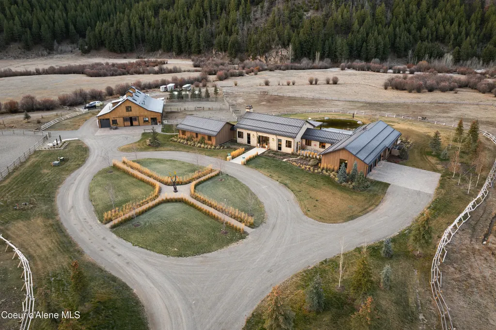 708 E Fork Road Hailey ID 83333