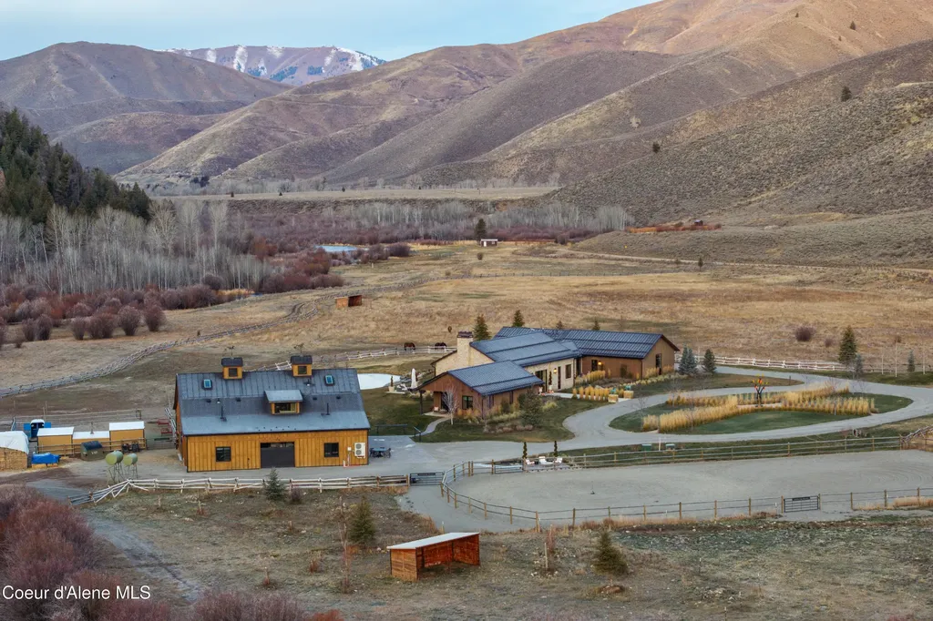 708 E Fork Road Hailey ID 83333