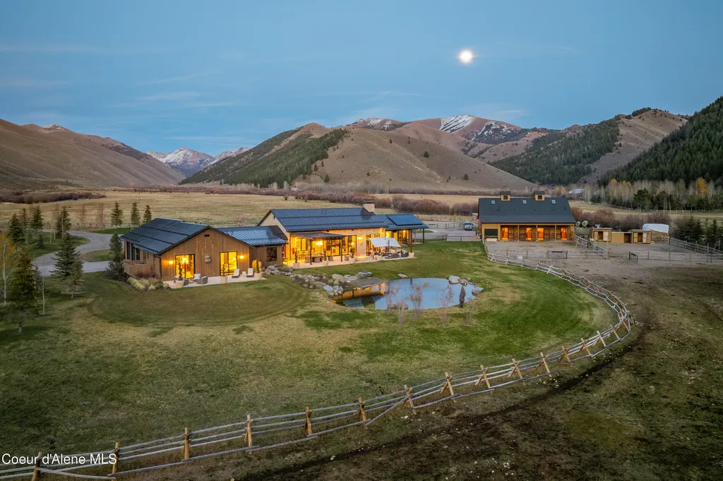 708 E Fork Road Hailey ID 83333