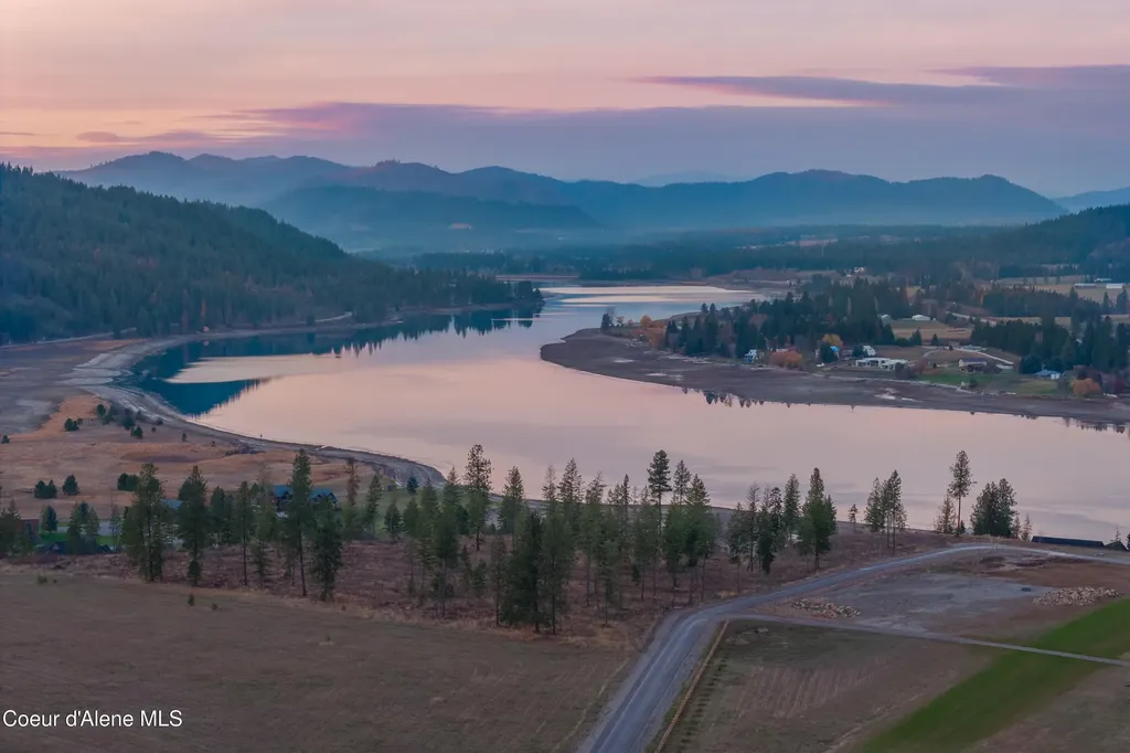 Nna Woodchuck Dr, Lot 15 Priest River ID 83856
