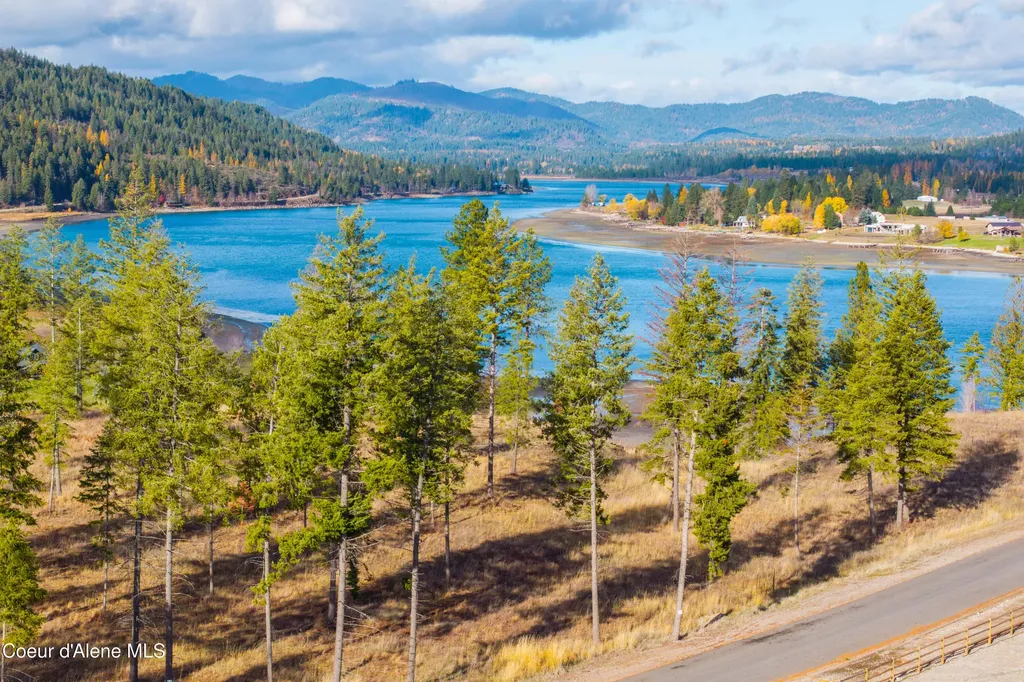 Nna Woodchuck Dr, Lot 15 Priest River ID 83856