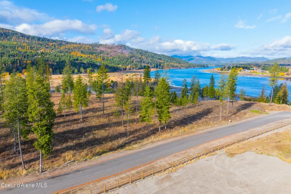 Nna Woodchuck Dr, Lot 15 Priest River ID 83856