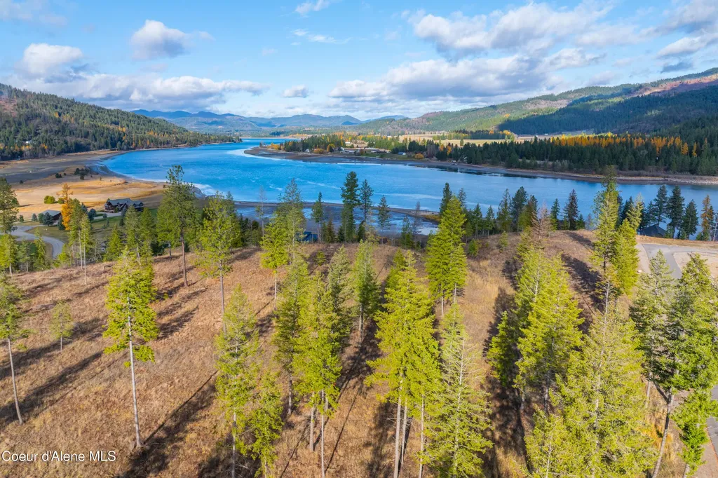Nna Woodchuck Dr, Lot 15 Priest River ID 83856