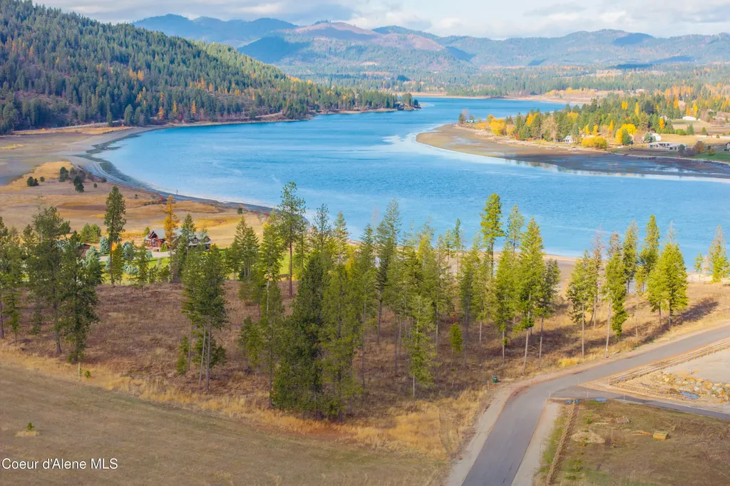 Nna Woodchuck Dr, Lot 15 Priest River ID 83856