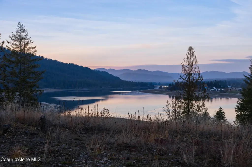Nna Woodchuck Dr, Lot 15 Priest River ID 83856