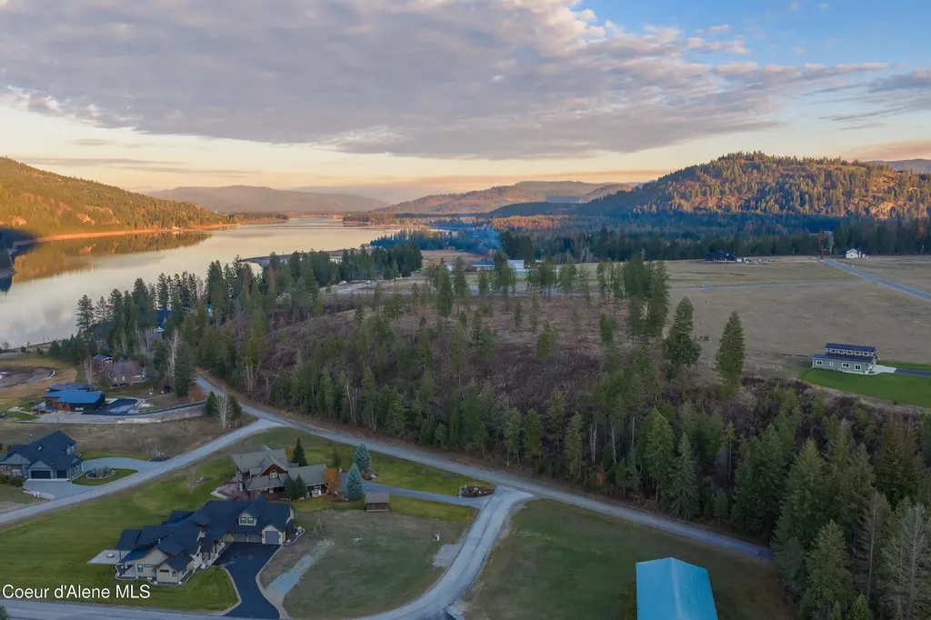 Nna Woodchuck Dr, Lot 15 Priest River ID 83856