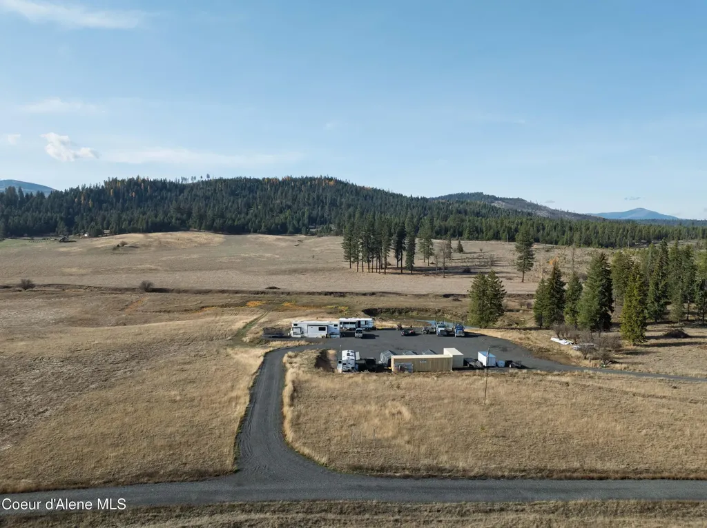 109 Liberty Lane Santa ID 83866