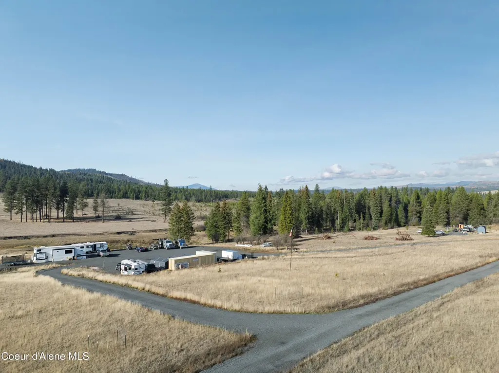 109 Liberty Lane Santa ID 83866