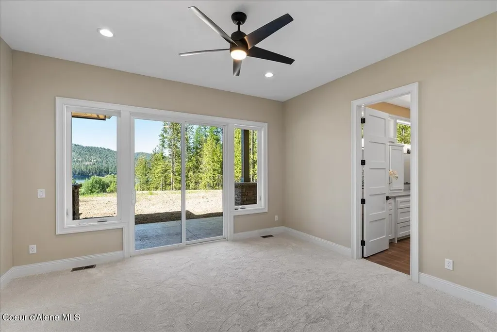 184 Willow Bay Road Priest River ID 83856