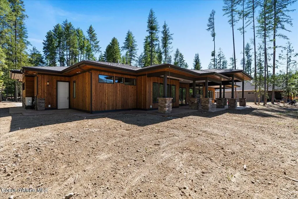 184 Willow Bay Road Priest River ID 83856