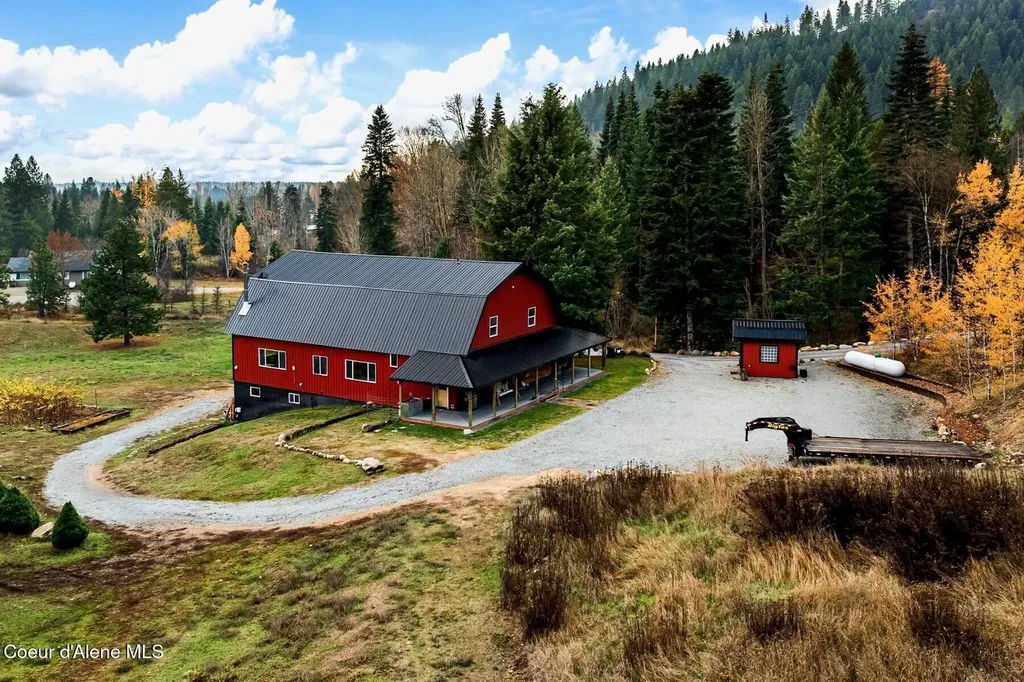467 Manley Creek Road Laclede ID 83841