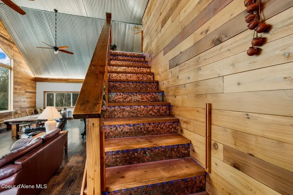 467 Manley Creek Road Laclede ID 83841