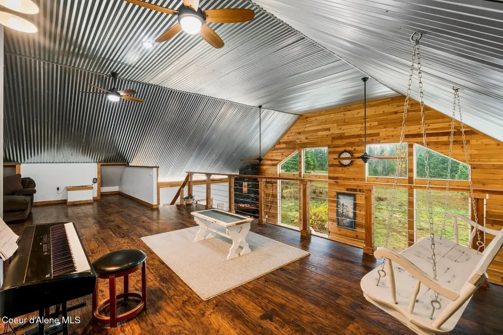 467 Manley Creek Road Laclede ID 83841