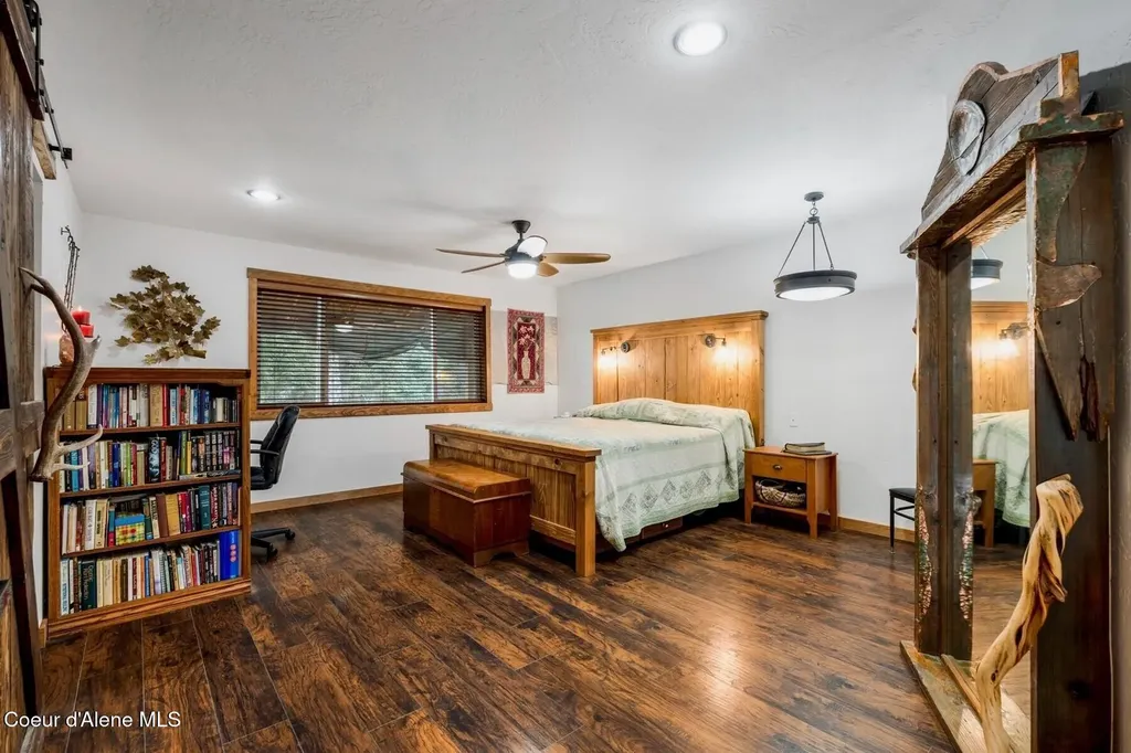 467 Manley Creek Road Laclede ID 83841