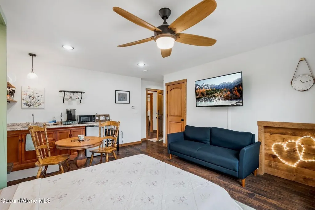 467 Manley Creek Road Laclede ID 83841
