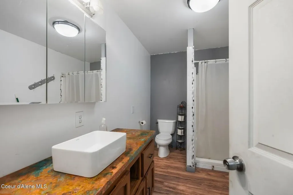 467 Manley Creek Road Laclede ID 83841