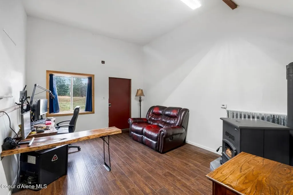 467 Manley Creek Road Laclede ID 83841