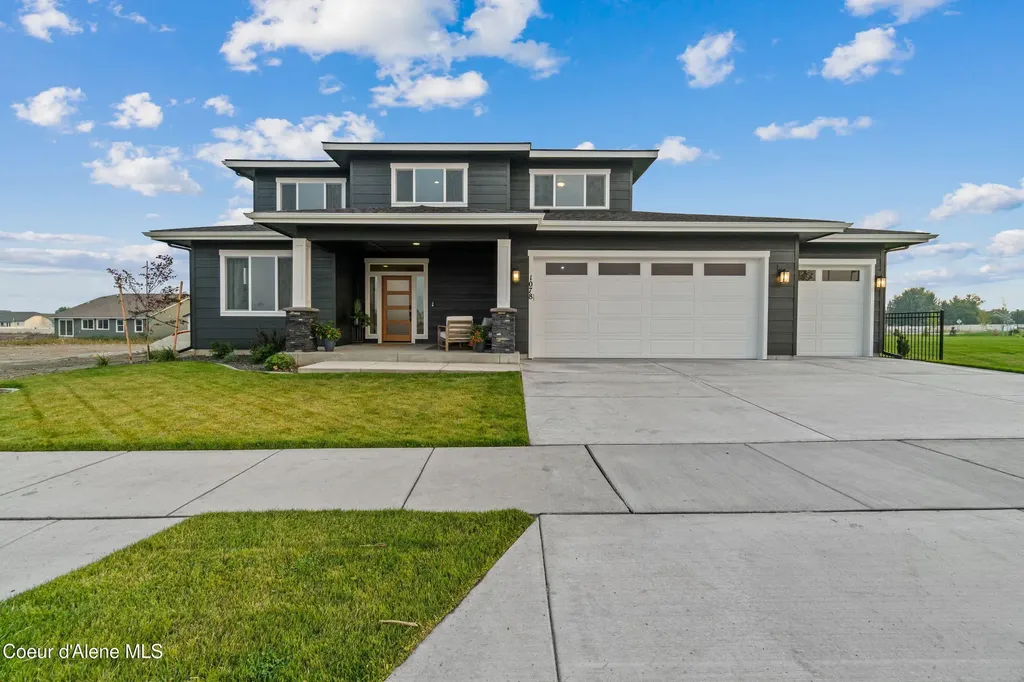 3283 N Segar Loop Post Falls ID 83854