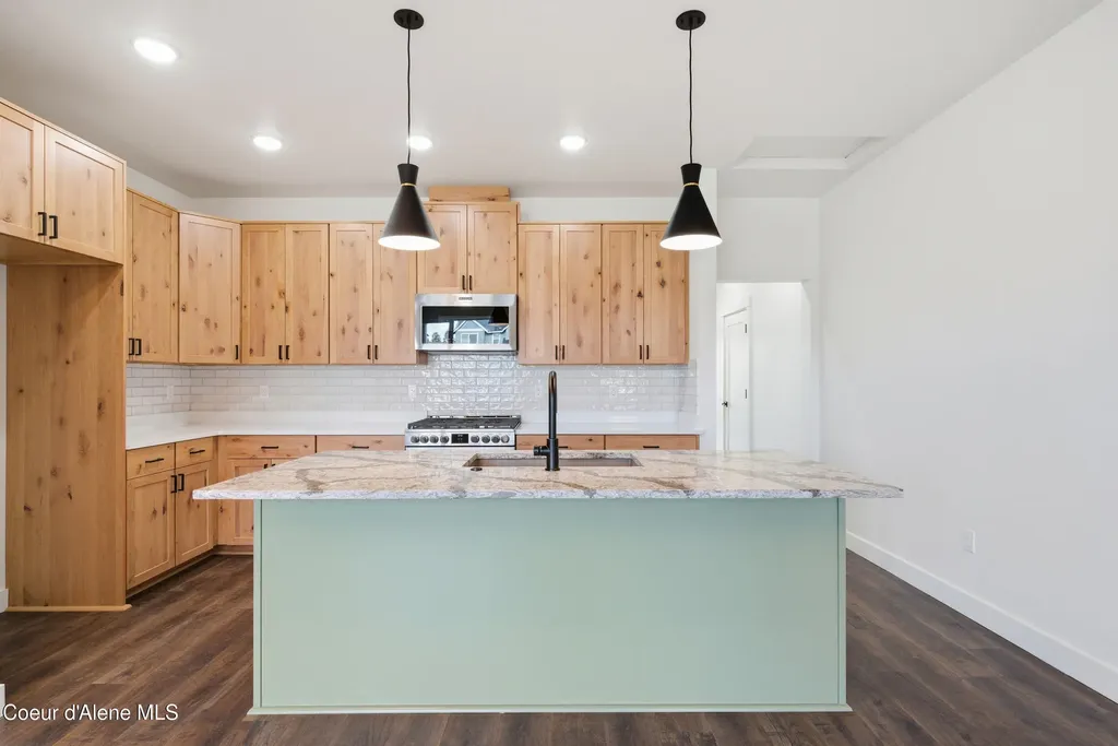 1619 Gondola Court Sandpoint ID 83864