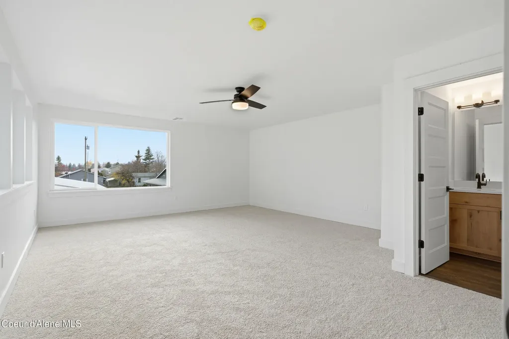 1619 Gondola Court Sandpoint ID 83864