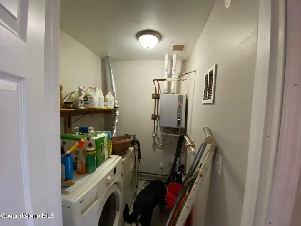 696 Raven Ridge Sandpoint ID 83864
