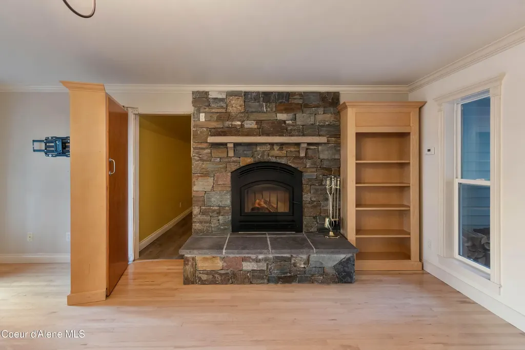 2383 Sunnyside Road Sandpoint ID 83864