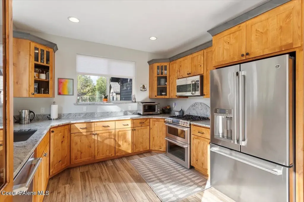 2380 Dufort Road Sagle ID 83860