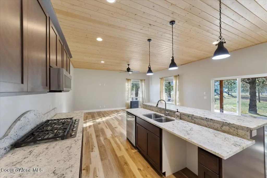 2380 Dufort Road Sagle ID 83860