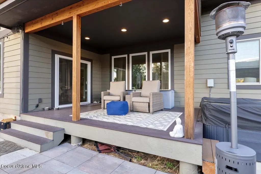 2380 Dufort Road Sagle ID 83860