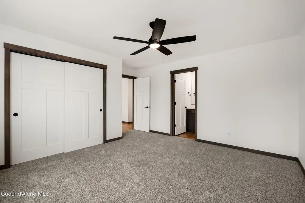 2302 Maverick Court Sandpoint ID 83864