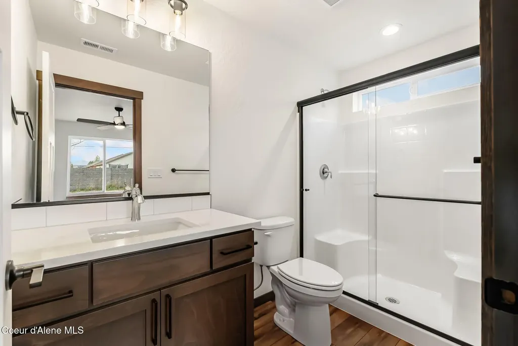 2302 Maverick Court Sandpoint ID 83864