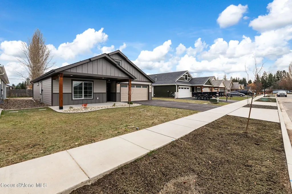 2302 Maverick Court Sandpoint ID 83864