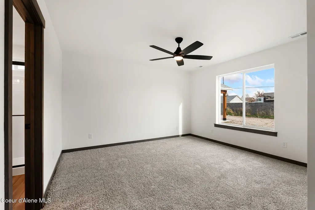 2302 Maverick Court Sandpoint ID 83864