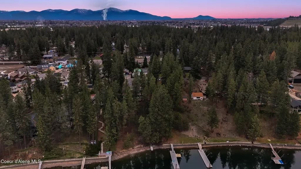 3010 E Rivercrest Drive Post Falls ID 83854