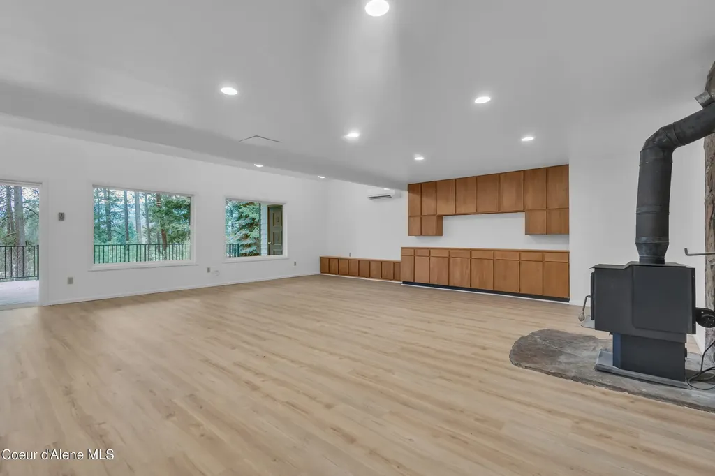 3010 E Rivercrest Drive Post Falls ID 83854