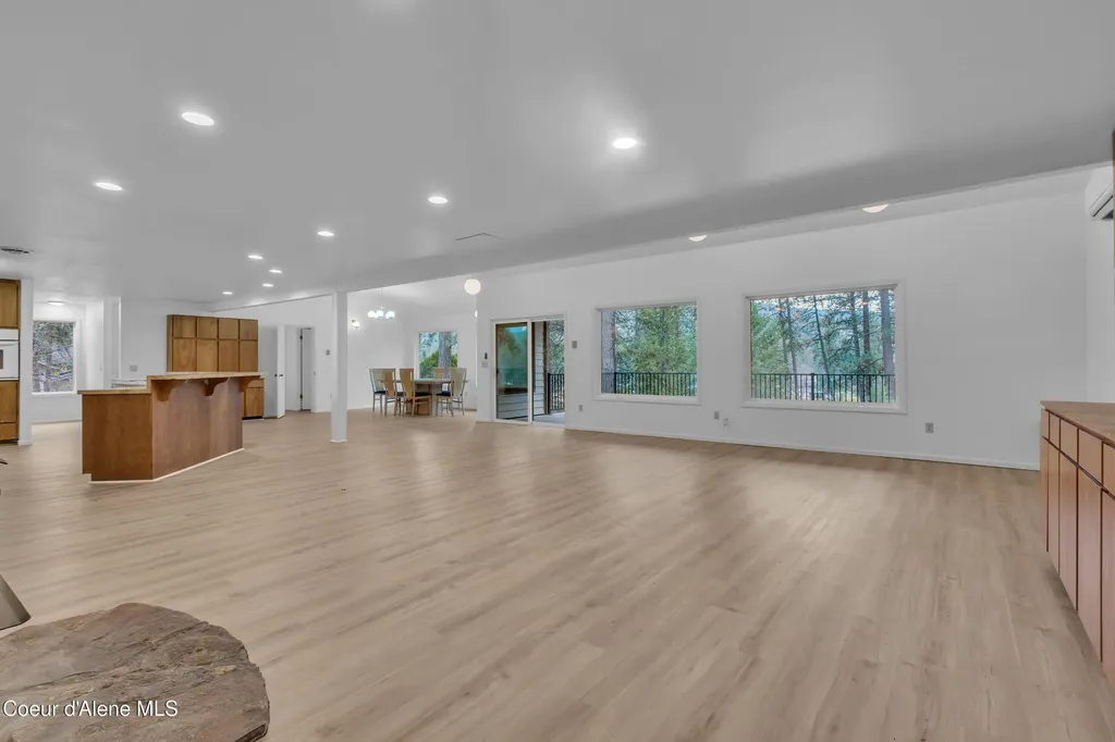 3010 E Rivercrest Drive Post Falls ID 83854