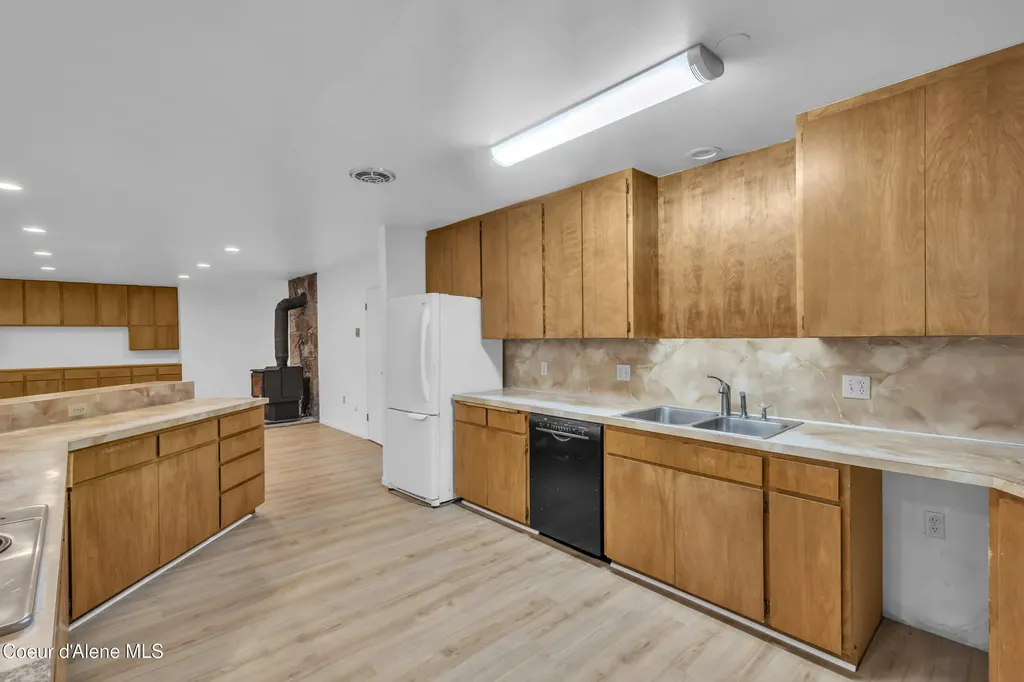 3010 E Rivercrest Drive Post Falls ID 83854