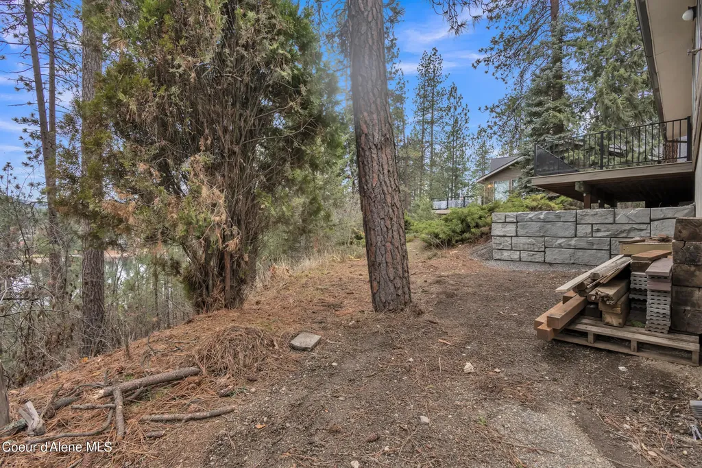 3010 E Rivercrest Drive Post Falls ID 83854