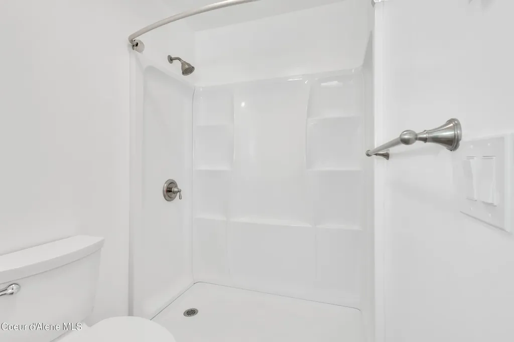 3010 E Rivercrest Drive Post Falls ID 83854
