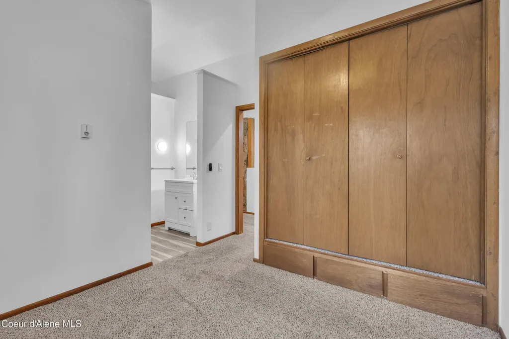 3010 E Rivercrest Drive Post Falls ID 83854