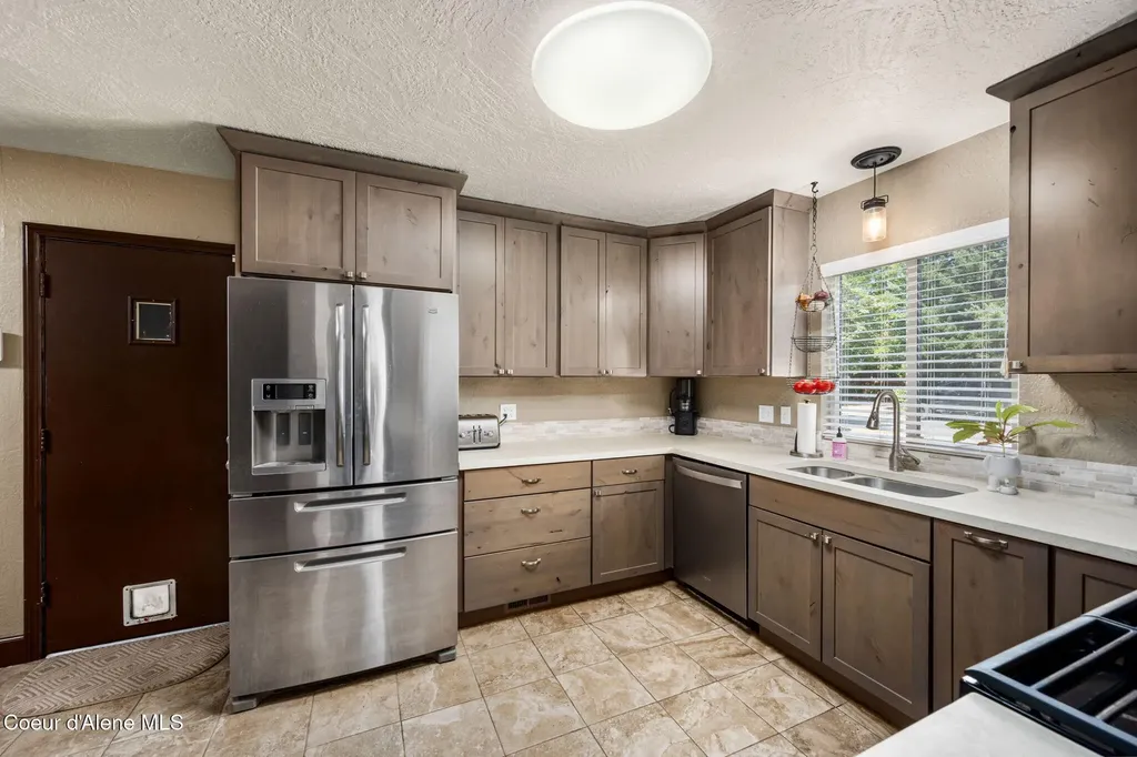 164 W Hilgren Avenue Hayden ID 83835