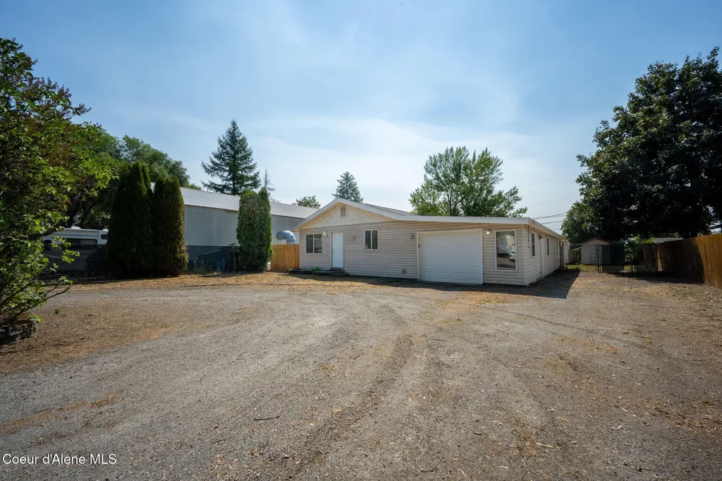 164 W Hilgren Avenue Hayden ID 83835
