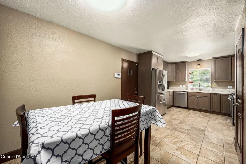 164 W Hilgren Avenue Hayden ID 83835